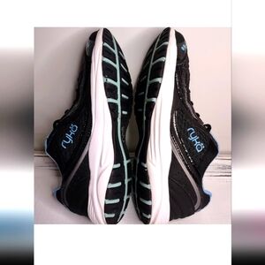 RYKA WALKING/RUN SHOES 6